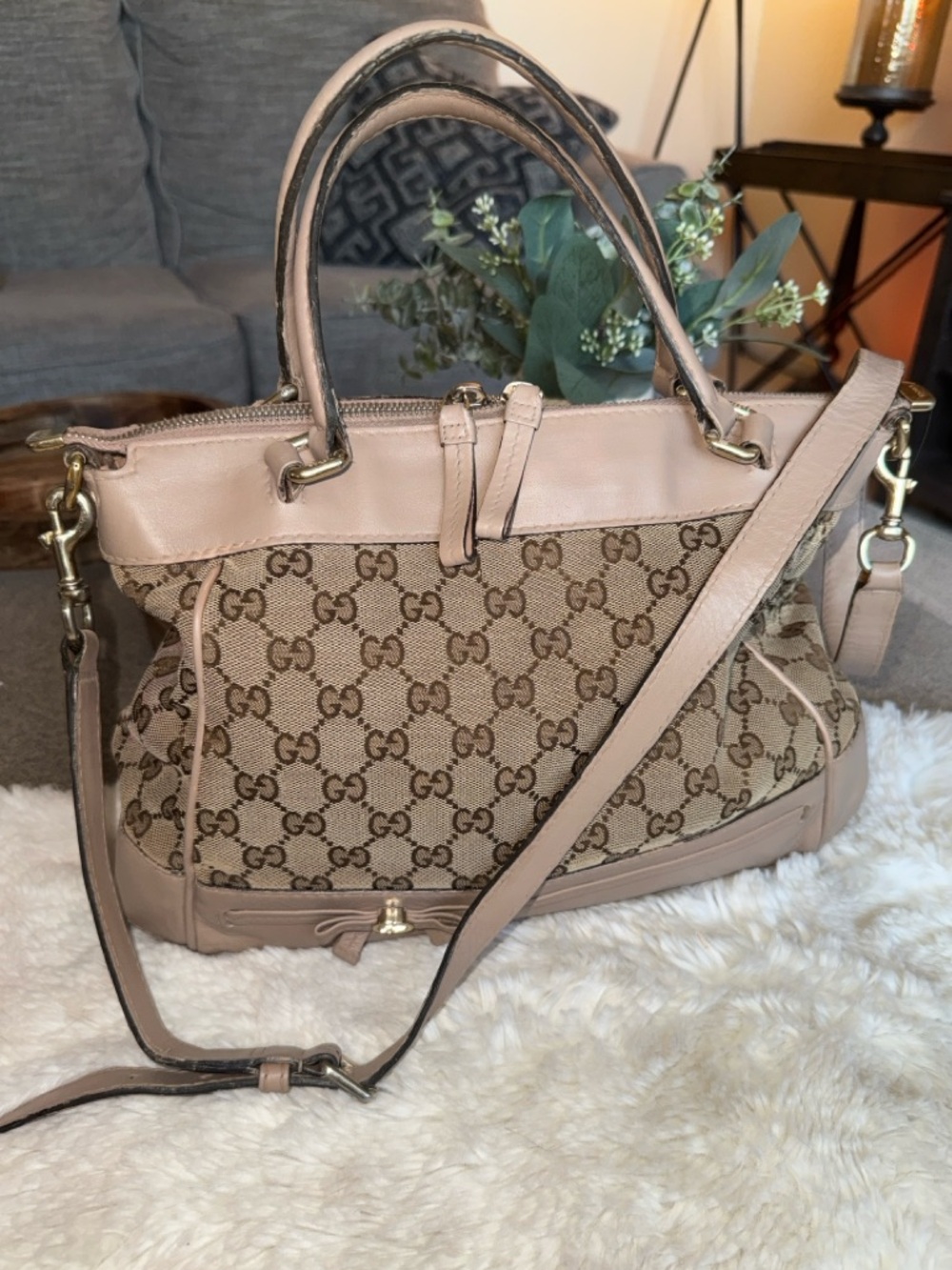 Gucci Beige GG Supreme Canvas and Light Pink Leather Shoulder Satchel